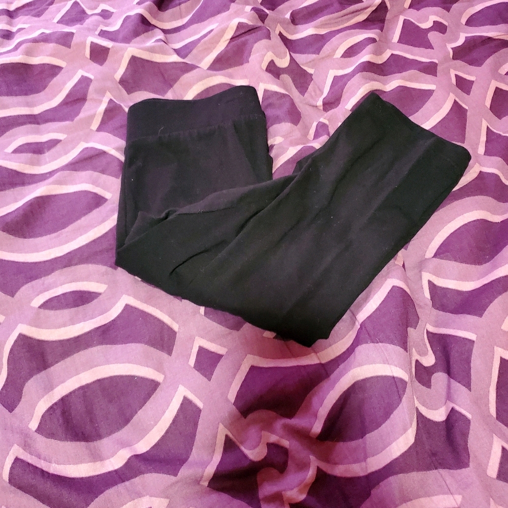 Capri length leggings